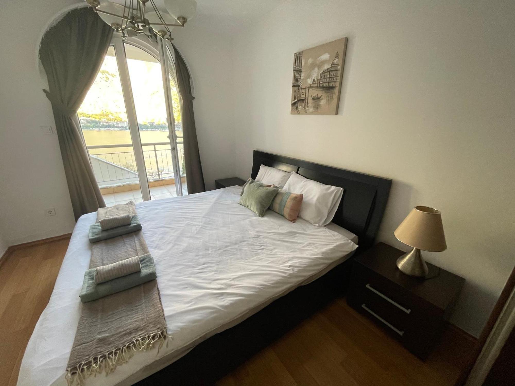 Stunning View To Kotor Bay And Old Town - C2 Vista Apartment Muo Екстериор снимка
