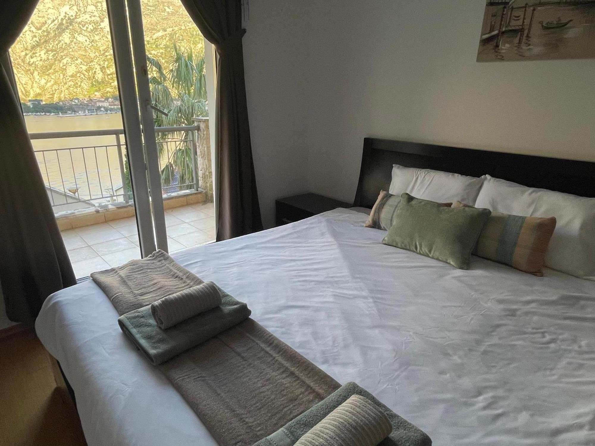 Stunning View To Kotor Bay And Old Town - C2 Vista Apartment Muo Екстериор снимка